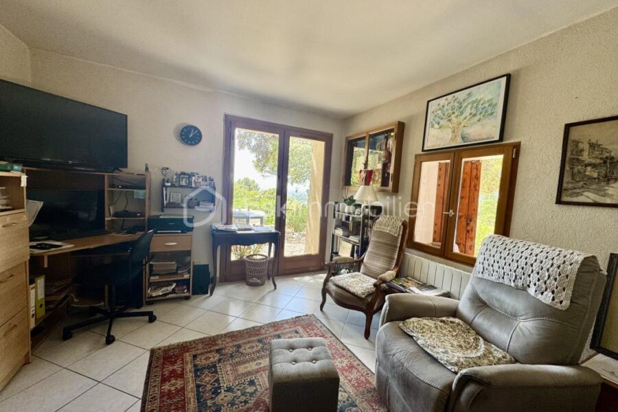 Maison à vendre à Eguilles — Vue nature — photo 14