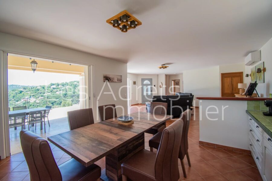 Maison à vendre à Les adrets-de-l&rsquo;estérel — Vue montagne — photo 8