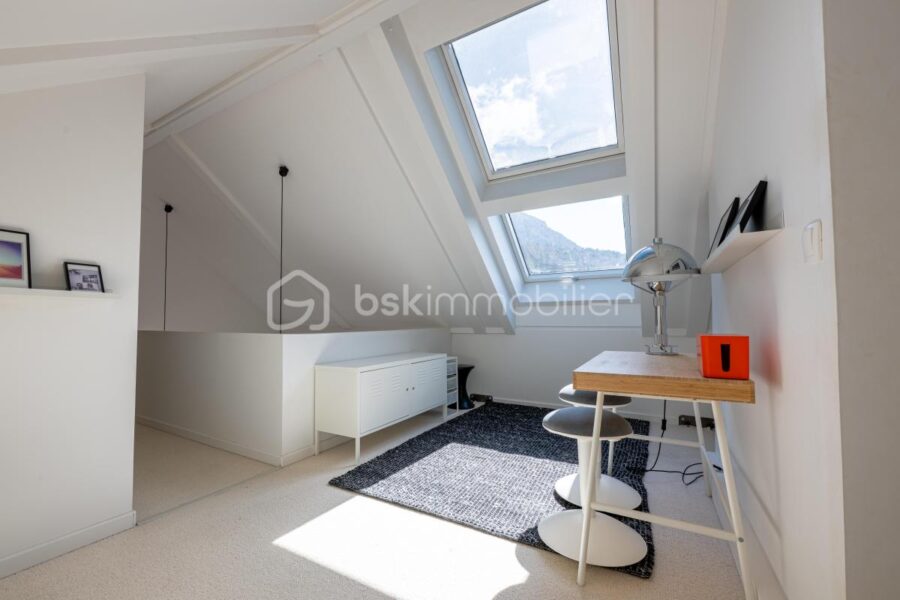 Maison à vendre à Dingy saint clair — Vue montagne — photo 16