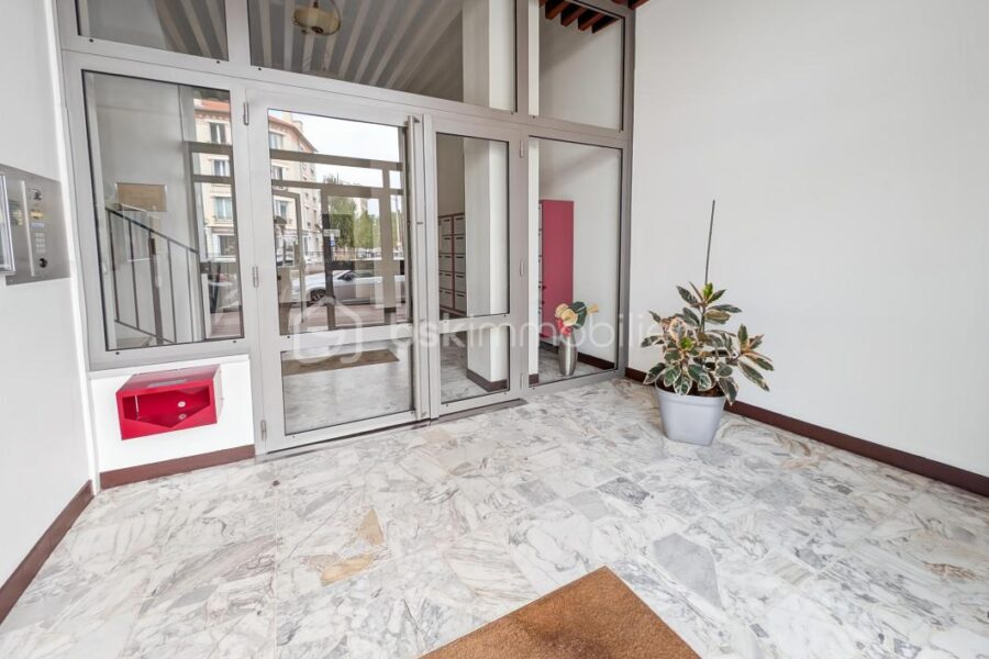 Appartement à vendre à Champigny sur marne — Vue sur la ville — photo 16