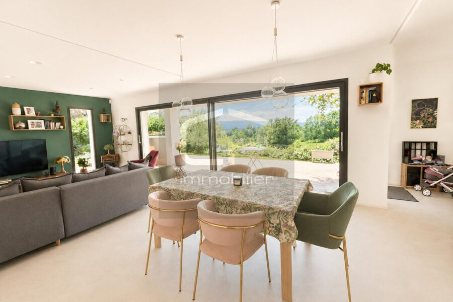 Maison à vendre à Crozet — Vue nature — photo 3