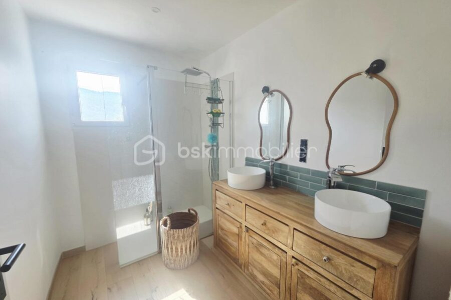 Maison à vendre à Vesseaux — Vue montagne — photo 17