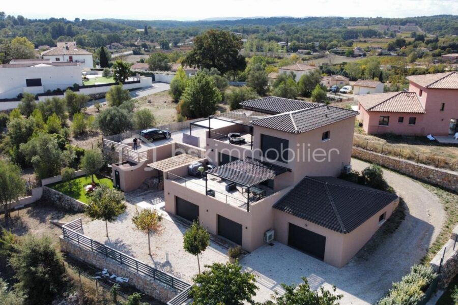 Maison à vendre à Draguignan — Vue sur la ville — photo 17
