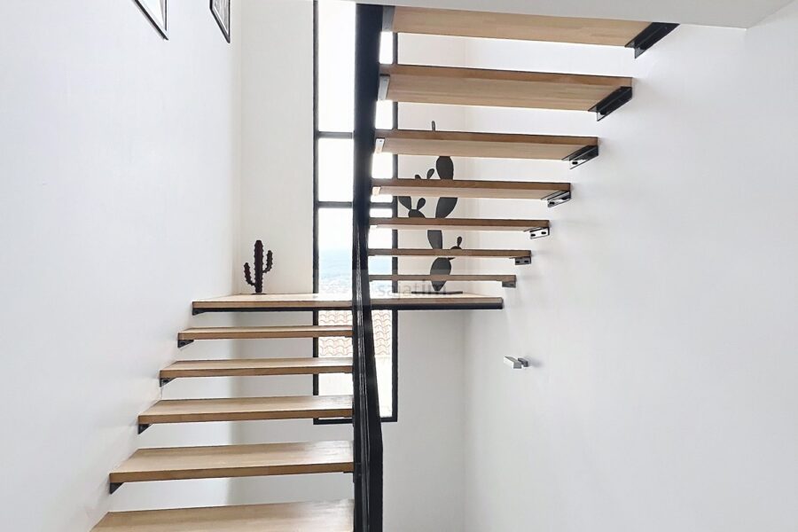 Maison à vendre à Le beausset — Vue montagne — photo 12