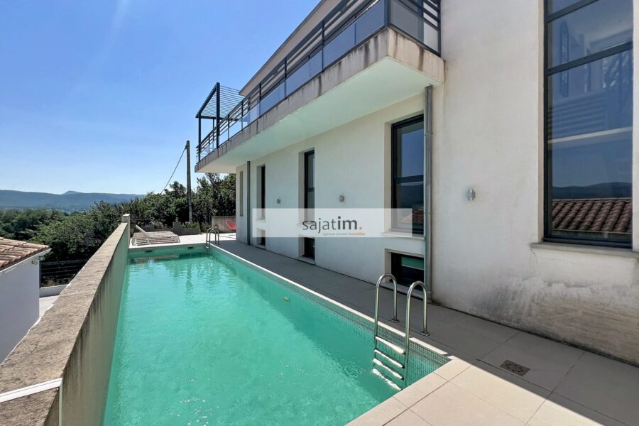 Maison à vendre à Le beausset — Vue montagne — photo 3