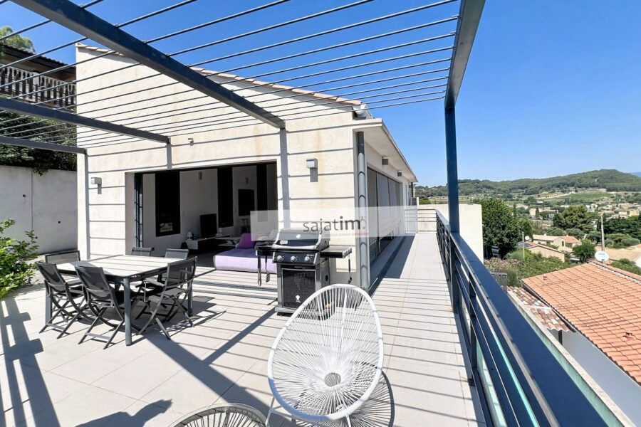 Maison à vendre à Le beausset — Vue montagne — photo 4