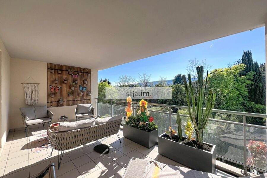 Appartement à vendre à La ciotat — Vue montagne — photo 1