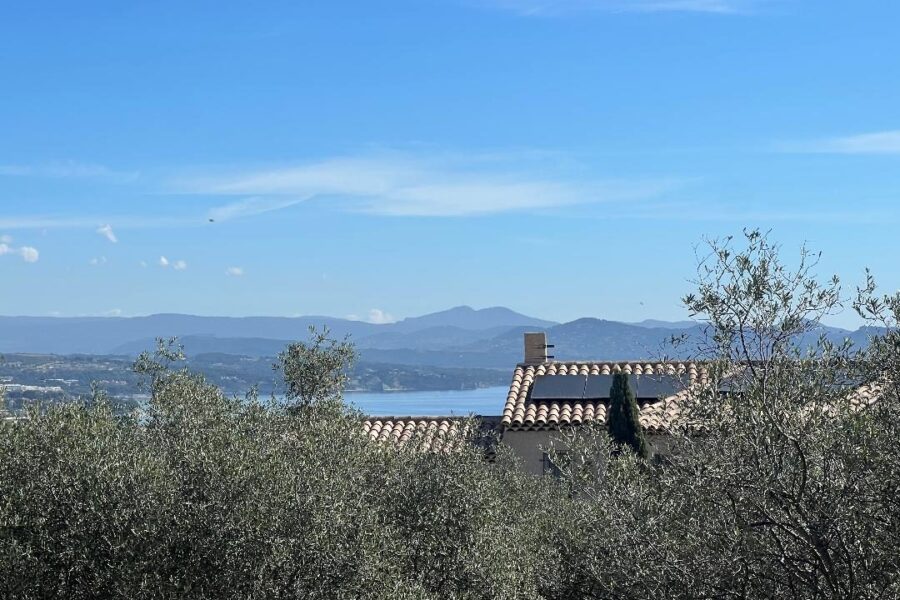 Terrain à vendre à La ciotat — Vue mer — photo 1
