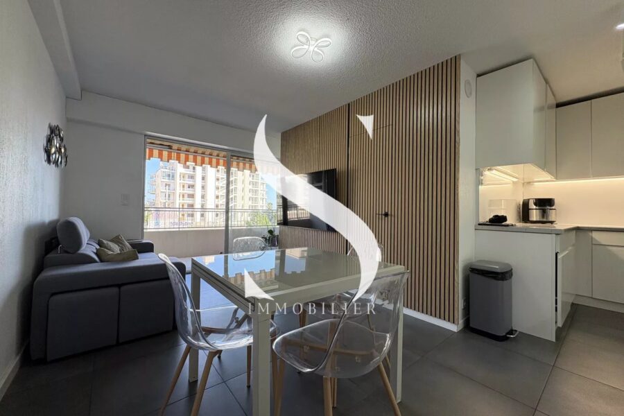 Appartement à vendre à Golfe-juan — Vue mer — photo 4