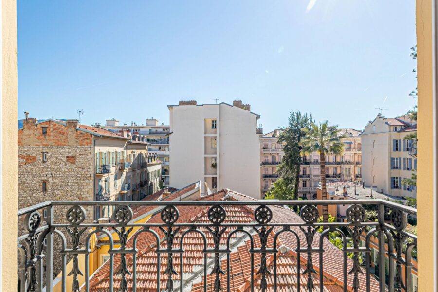 Appartement à louer à Nice — Vue sur la ville — photo 14