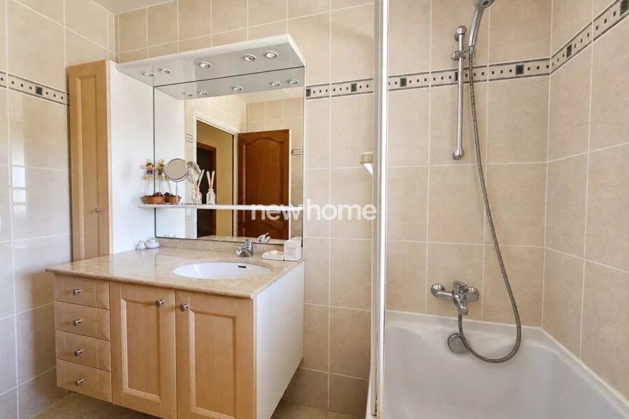 Maison à vendre à Lorgues — Vue parc & jardin — photo 21