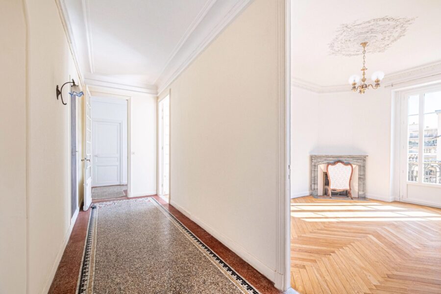 Appartement à louer à Nice — Vue sur la ville — photo 5