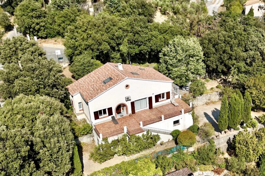 Maison à vendre à Trans-en-provence — Vue parc & jardin — photo 2