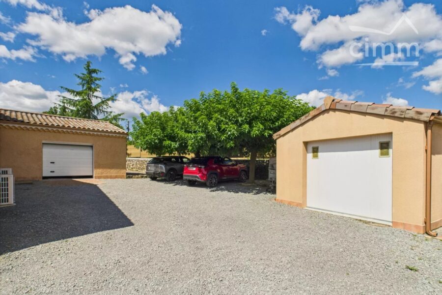 Maison à vendre à Lablachère — Vue montagne — photo 18