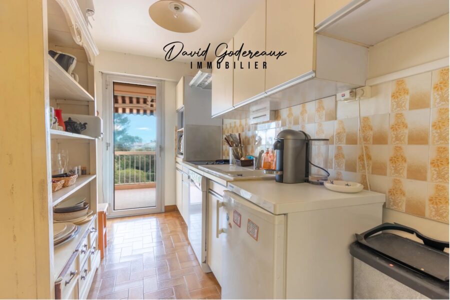 Appartement à vendre à Saint-raphaël — Vue parc & jardin — photo 4