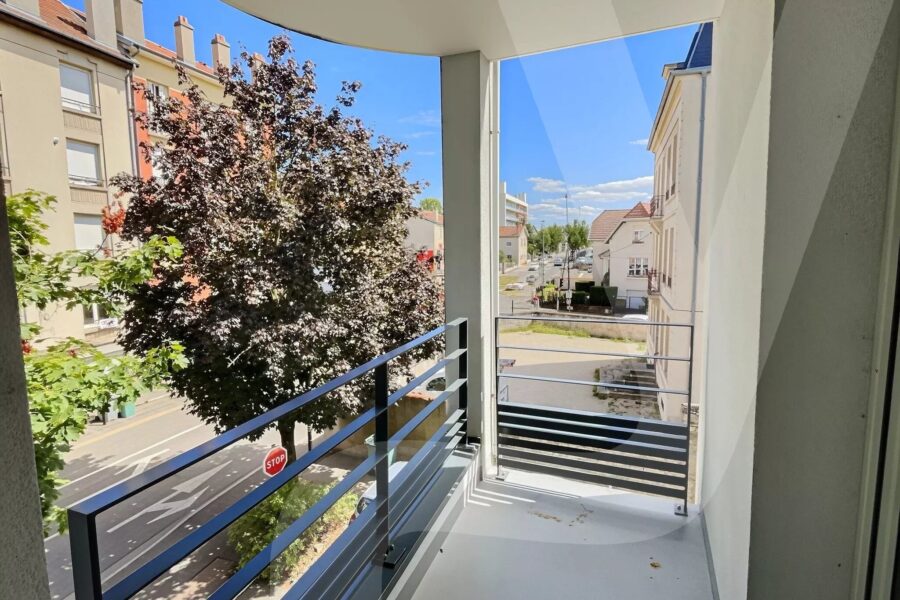 Appartement à vendre à Saint-max — Vue sur la ville — photo 2