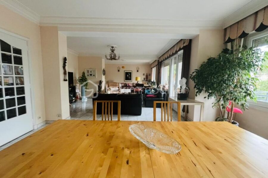 Appartement à vendre à Lyon 6e arrondissement — Vue nature — photo 3