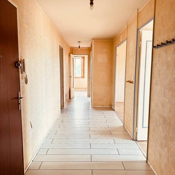 Appartement à vendre à Besancon — Vue sur la ville — photo 2