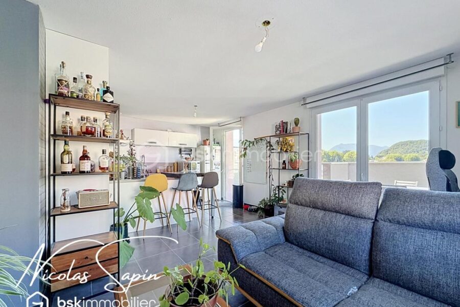 Appartement à vendre à Varces allieres et risset — Vue montagne — photo 2