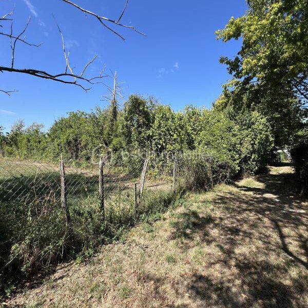 Terrain à vendre à Val de mercy — Vue dégagée — photo 1