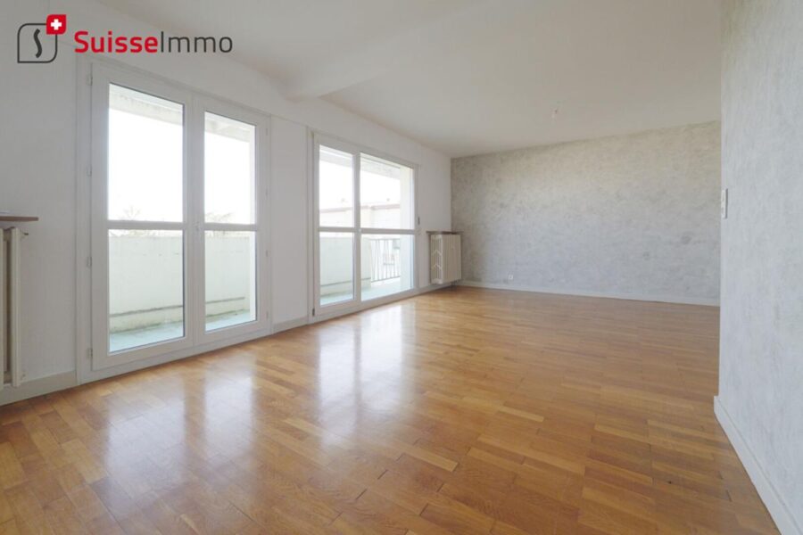 Appartement à vendre à Montbeliard — Vue fleuve — photo 3