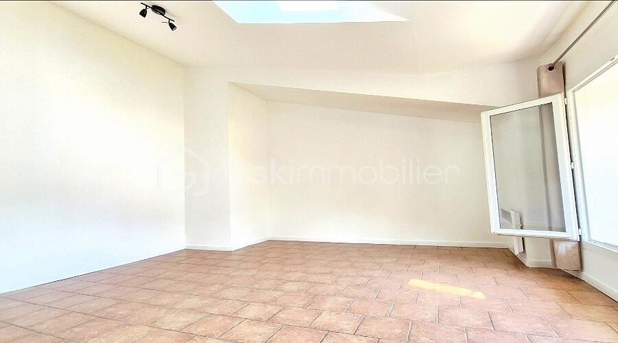 Appartement à vendre à Belgentier — Vue nature — photo 3