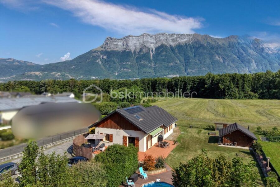Maison à vendre à Bourgneuf — Vue montagne — photo 1