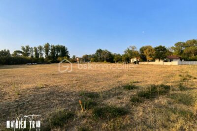 Terrain à vendre à Camps sur l isle