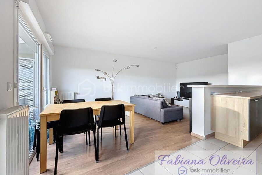 Appartement à vendre à Chessy — Vue parc & jardin — photo 2
