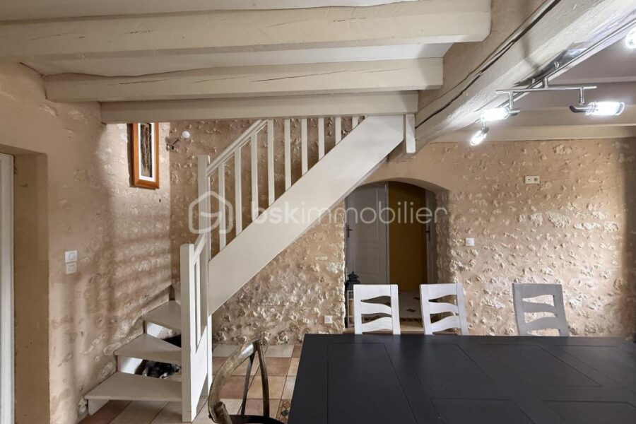 Maison à vendre à Saint germain de la coudre — Vue dégagée — photo 2