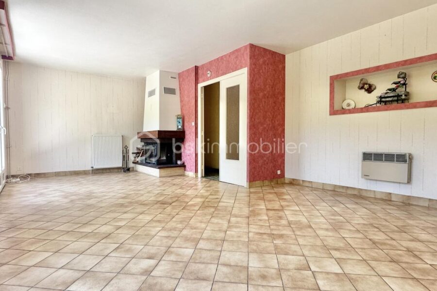 Maison à vendre à Villecien — Vue dégagée — photo 2