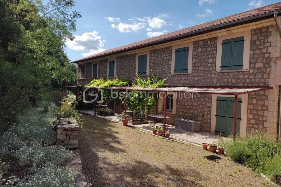 Maison à vendre à Clermont l herault — Vue bassin — photo 3