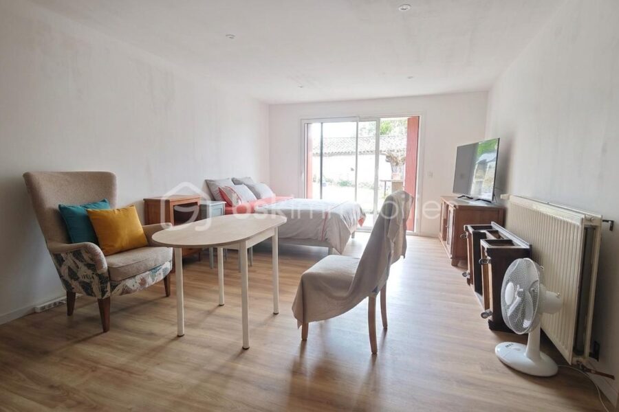 Maison à vendre à Montaigu de quercy — Vue dégagée — photo 3