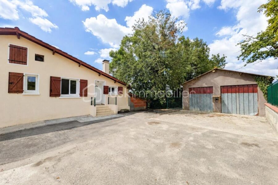 Maison à vendre à Auch — Vue sur la ville — photo 3