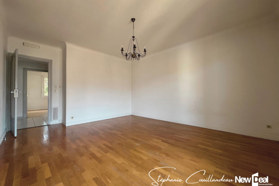 Appartement à vendre à Aix les bains — Vue montagne — photo 2