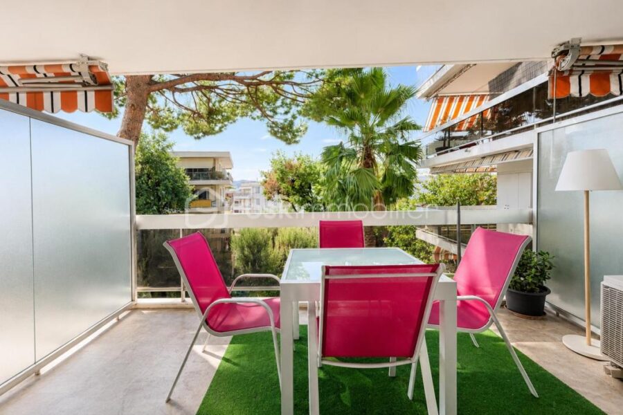 Appartement à vendre à Antibes — Vue mer — photo 3
