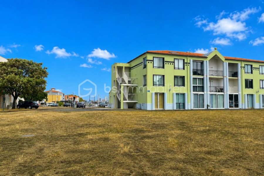 Appartement à vendre à Les sables d olonne — Vue marina & port — photo 2