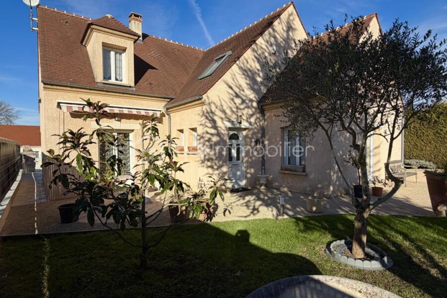 Maison à vendre à Nanteuil les meaux — Vue sur la ville — photo 20