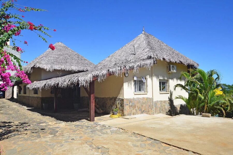 Maison à vendre à Nosy be — Vue mer — photo 4