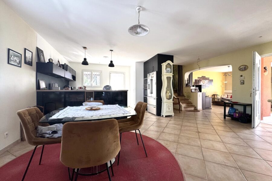 Maison à vendre à Draguignan — Vue montagne — photo 16