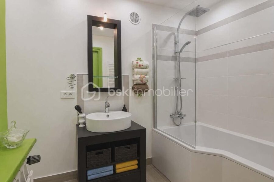Maison à vendre à Thoard — Vue montagne — photo 22