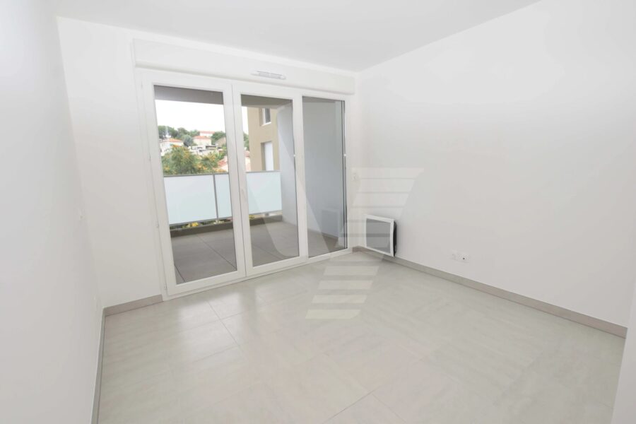 Appartement à vendre à Béziers — Vue sur la ville — photo 5