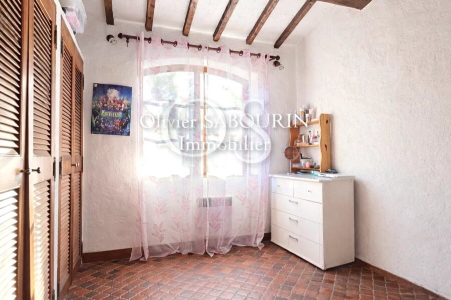 Maison à vendre à Roquebrune-sur-argens — Vue montagne — photo 12