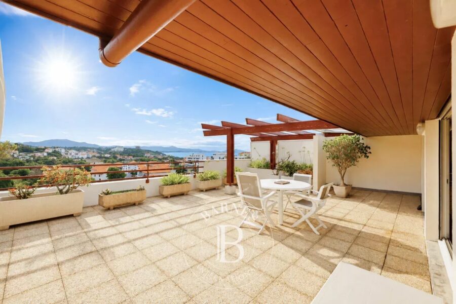 Appartement à vendre à Biarritz — Vue mer — photo 2