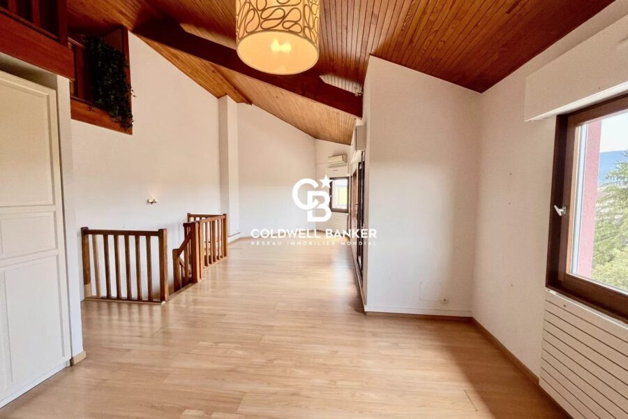 Appartement à vendre à Annemasse — Vue montagne — photo 3