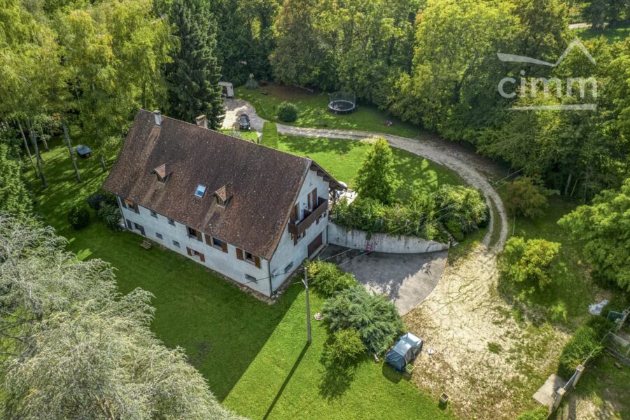 Maison à vendre à Les abrets en dauphiné — Vue montagne — photo 4