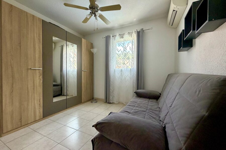 Maison à vendre à La trinité — Vue parc & jardin — photo 11