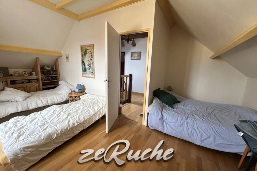 Maison à vendre à La chapelle-du-bois-des-faulx — Vue parc & jardin — photo 12