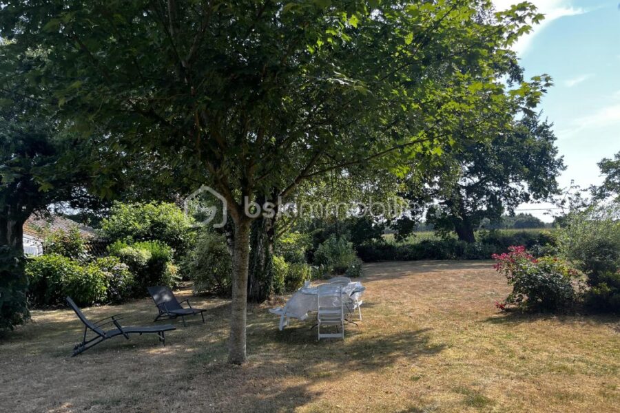 Maison à vendre à Buleon — Vue parc & jardin — photo 26