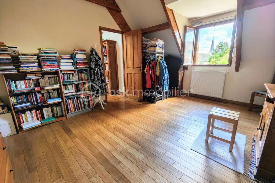Maison à vendre à Le tremblay sur mauldre — Vue sur la ville — photo 26